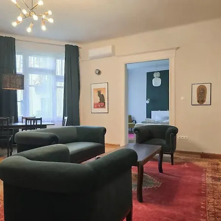 Apartamento Chiya Veyos Budapeste